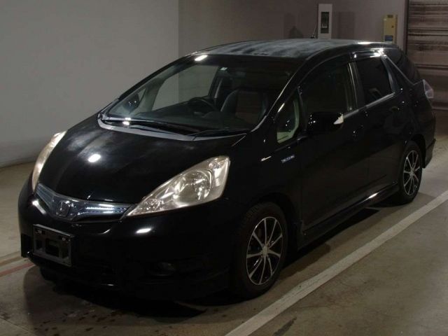 30520 Honda Fit shuttle GP2 2013 г. (TAA Chubu)